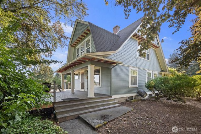732 S Summit Avenue, Bremerton, WA 98312