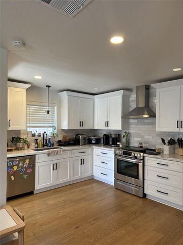 4737 Benning Drive, Houston, TX 77035