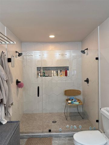 4737 Benning Drive, Houston, TX 77035