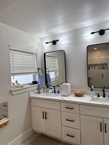 4737 Benning Drive, Houston, TX 77035