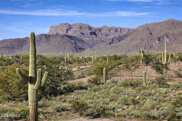 10558 E CLOUDVIEW Avenue, Gold Canyon, AZ 85118