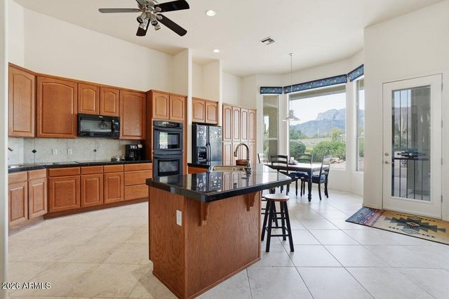 10558 E CLOUDVIEW Avenue, Gold Canyon, AZ 85118