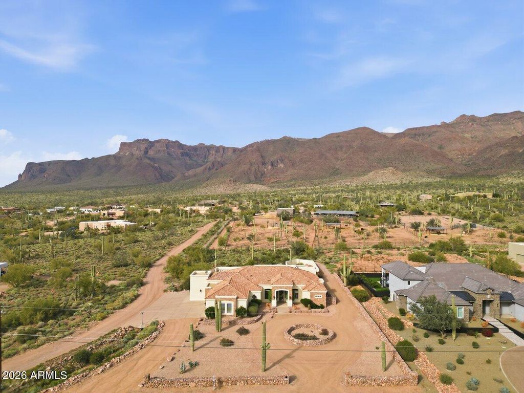 10558 E CLOUDVIEW Avenue, Gold Canyon, AZ 85118