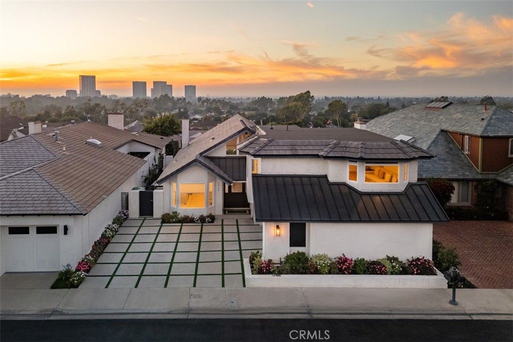 1915 Yacht Truant, Newport Beach, CA 92660 — exterior