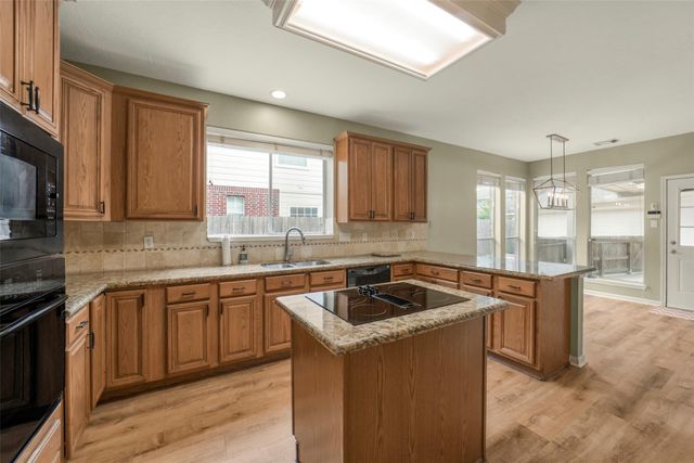 14958 Royal Birkdale Street, Houston, TX 77095