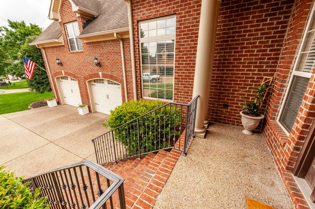 1005 Scarlet Ct, Hendersonville, TN 37075