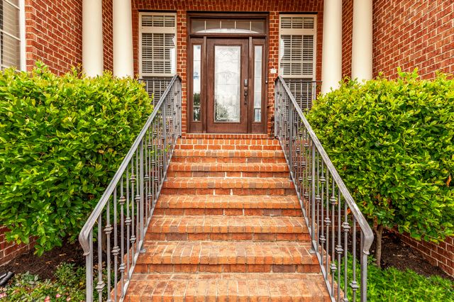 1005 Scarlet Ct, Hendersonville, TN 37075