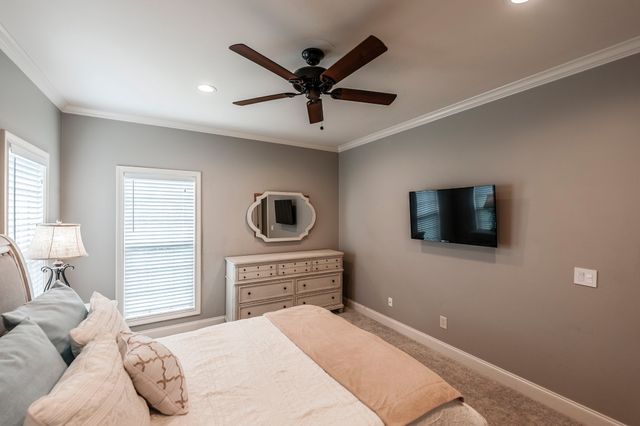 1005 Scarlet Ct, Hendersonville, TN 37075