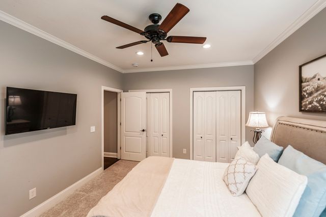 1005 Scarlet Ct, Hendersonville, TN 37075