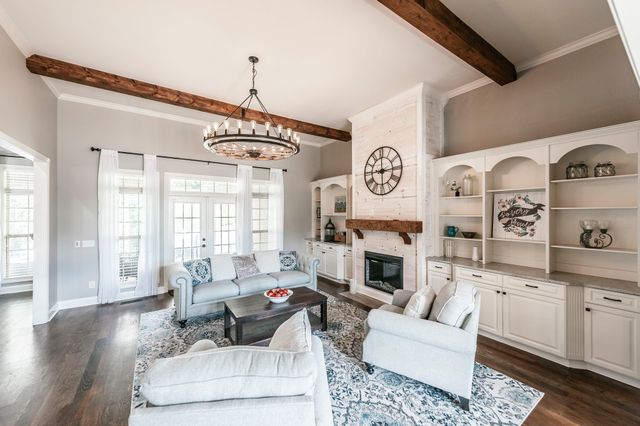1005 Scarlet Ct, Hendersonville, TN 37075