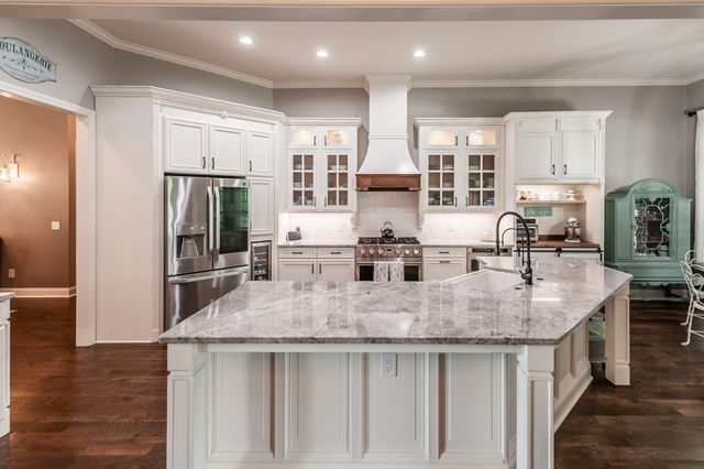 1005 Scarlet Ct, Hendersonville, TN 37075