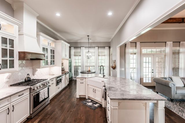 1005 Scarlet Ct, Hendersonville, TN 37075