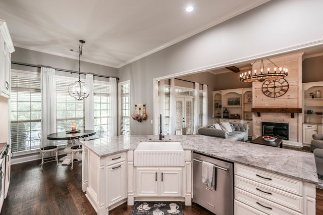 1005 Scarlet Ct, Hendersonville, TN 37075