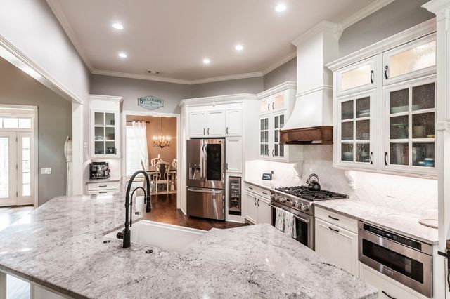 1005 Scarlet Ct, Hendersonville, TN 37075