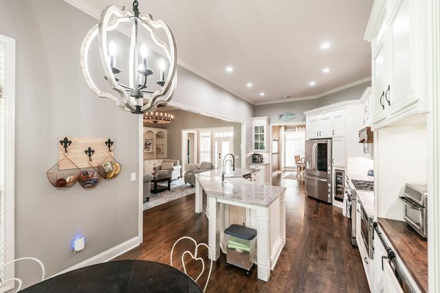 1005 Scarlet Ct, Hendersonville, TN 37075