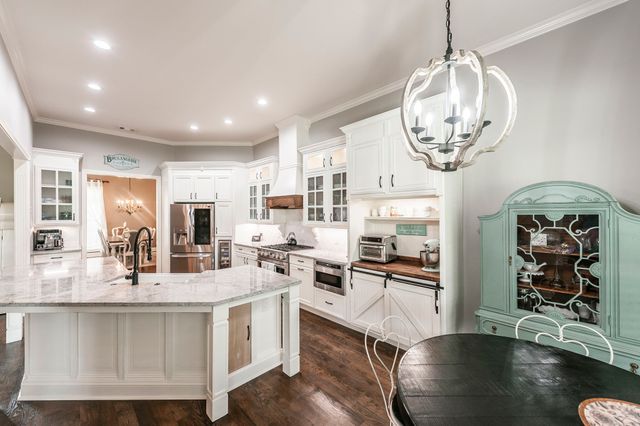 1005 Scarlet Ct, Hendersonville, TN 37075