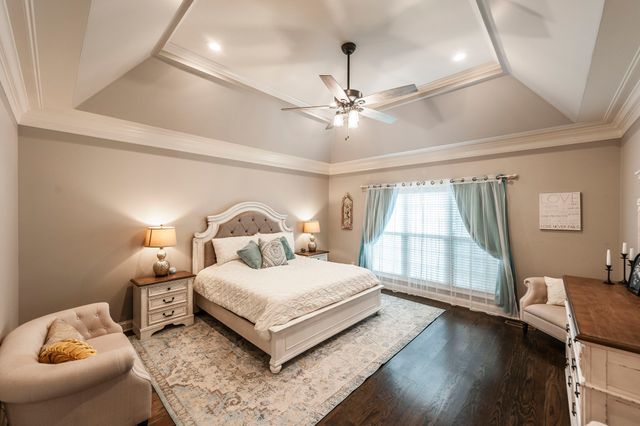 1005 Scarlet Ct, Hendersonville, TN 37075