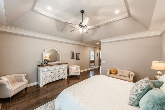 1005 Scarlet Ct, Hendersonville, TN 37075
