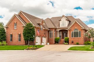 1005 Scarlet Ct, Hendersonville, TN 37075