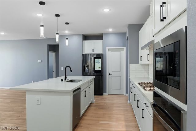 8672 Bench Street, Las Vegas, NV 89139