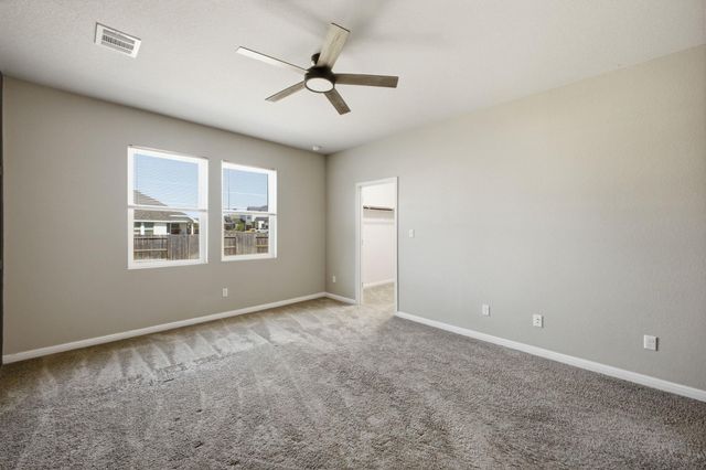 104 Ladolia LN, San Marcos, TX 78666