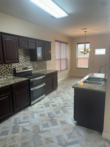 2708 Cumberland Trail, Balch Springs, TX 75181