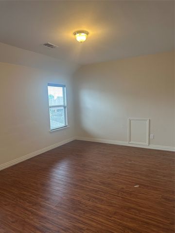 2708 Cumberland Trail, Balch Springs, TX 75181
