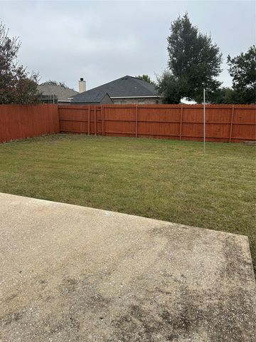 2708 Cumberland Trail, Balch Springs, TX 75181
