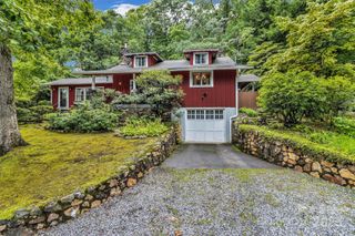60 Meeks Road, Black Mountain, NC 28711