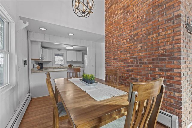 1324 Nebraska Valley Road, Stowe, VT 05672