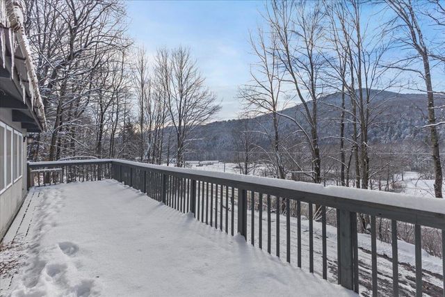 1324 Nebraska Valley Road, Stowe, VT 05672