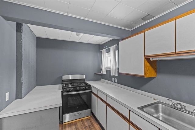 1324 Nebraska Valley Road, Stowe, VT 05672