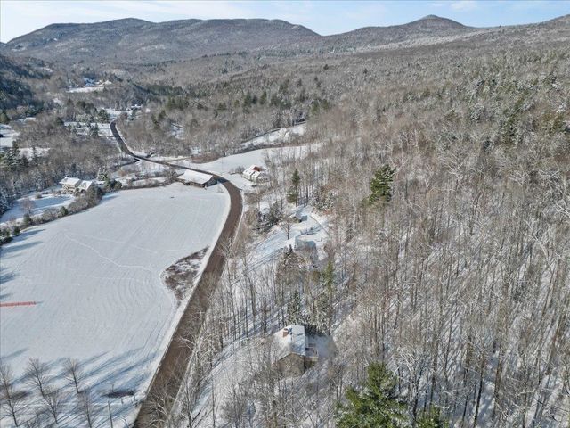 1324 Nebraska Valley Road, Stowe, VT 05672