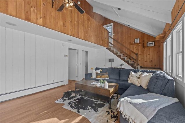 1324 Nebraska Valley Road, Stowe, VT 05672