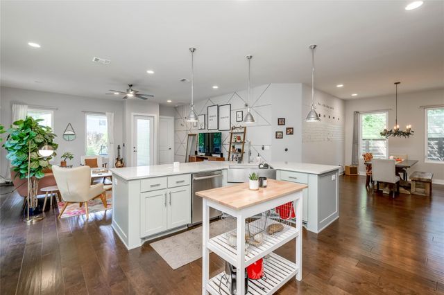 2113 Glendale PL, Austin, TX 78704