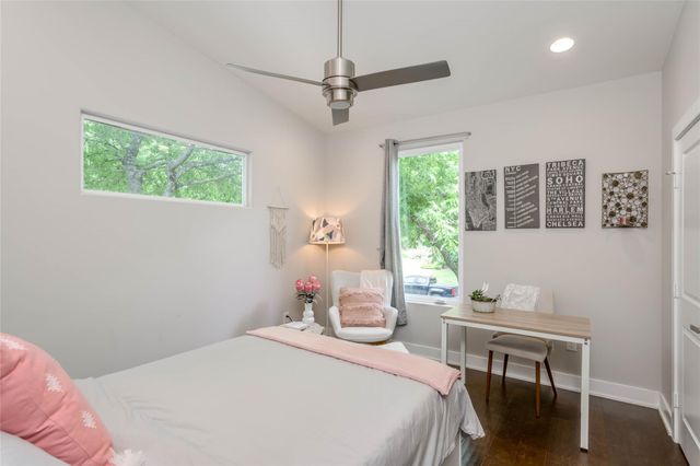 2113 Glendale PL, Austin, TX 78704