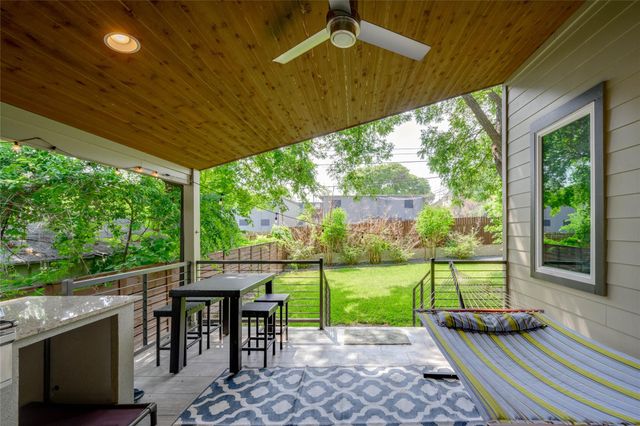 2113 Glendale PL, Austin, TX 78704