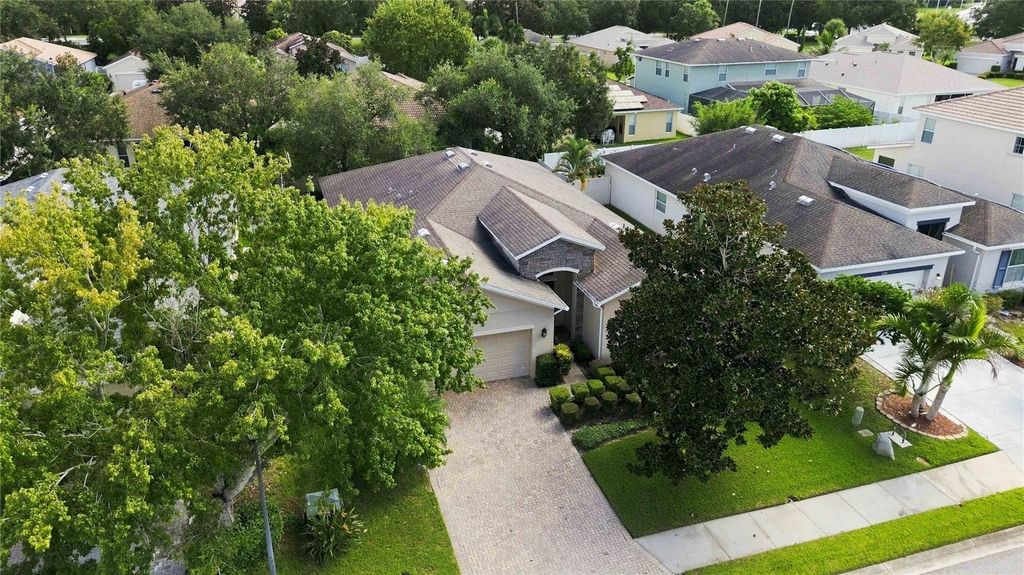 Image 40 of property listing at 6733 45TH TERRACE E, Bradenton, FL 34203