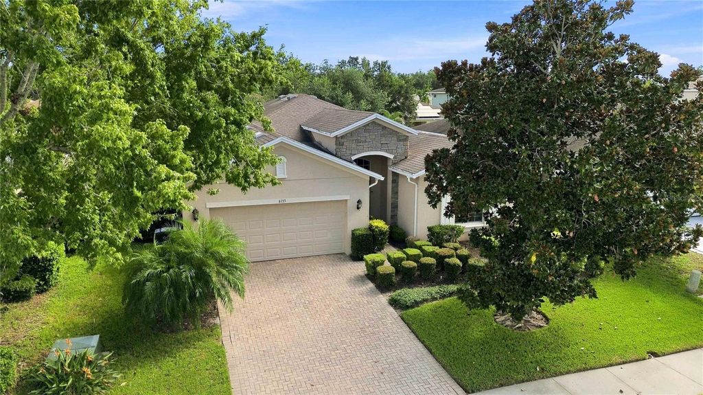 Image 42 of property listing at 6733 45TH TERRACE E, Bradenton, FL 34203