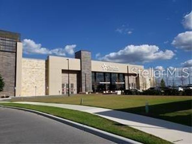 8085 GLENLLOYD AVENUE, Winter Garden, FL 34787