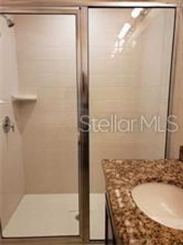 8085 GLENLLOYD AVENUE, Winter Garden, FL 34787