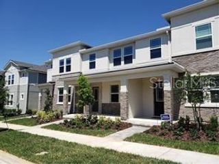 8085 GLENLLOYD AVENUE, Winter Garden, FL 34787