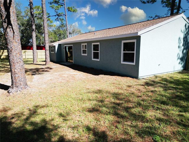 18 MIDWAY COURT, Ocala, FL 34472