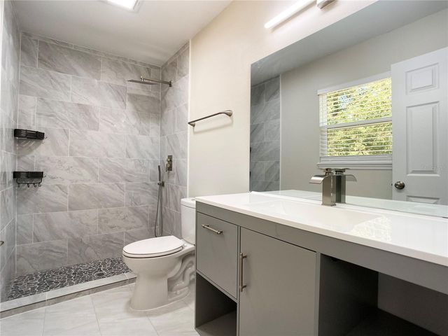 18 MIDWAY COURT, Ocala, FL 34472