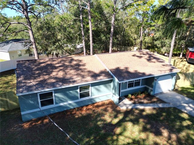 18 MIDWAY COURT, Ocala, FL 34472