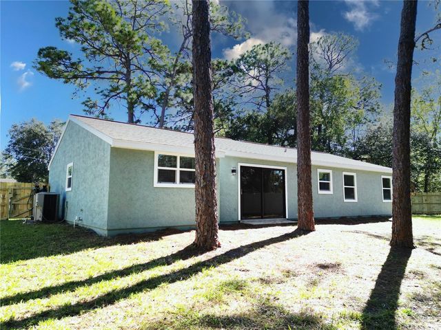 18 MIDWAY COURT, Ocala, FL 34472