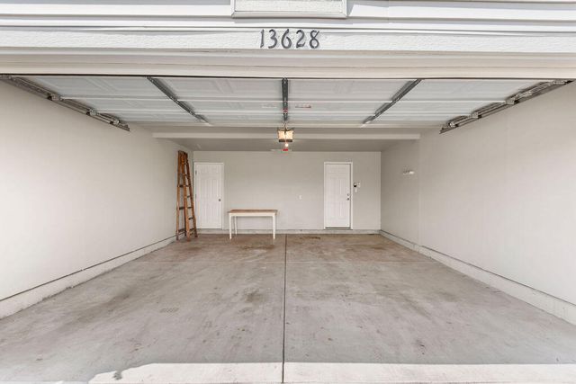 13628 Golden Grove Avenue, St. John, IN 46311