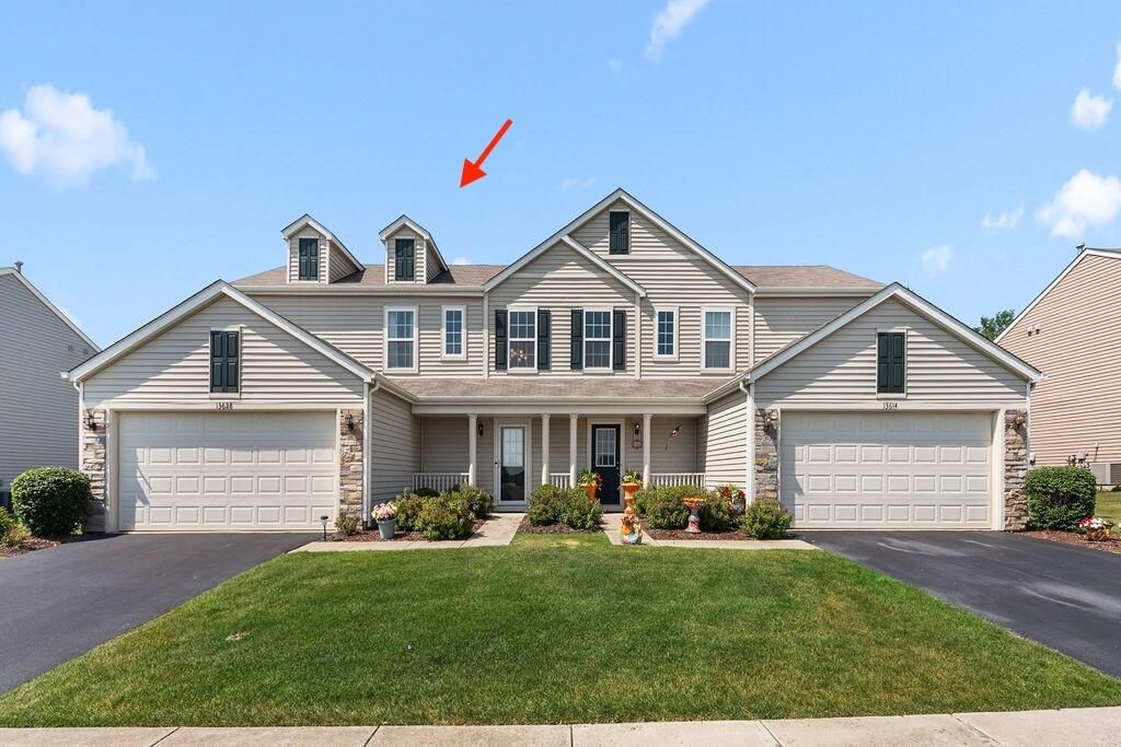 13628 Golden Grove Avenue, St. John, IN 46311