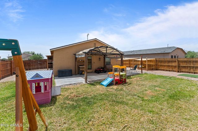 456 Reizen Drive, Morristown, AZ 85342