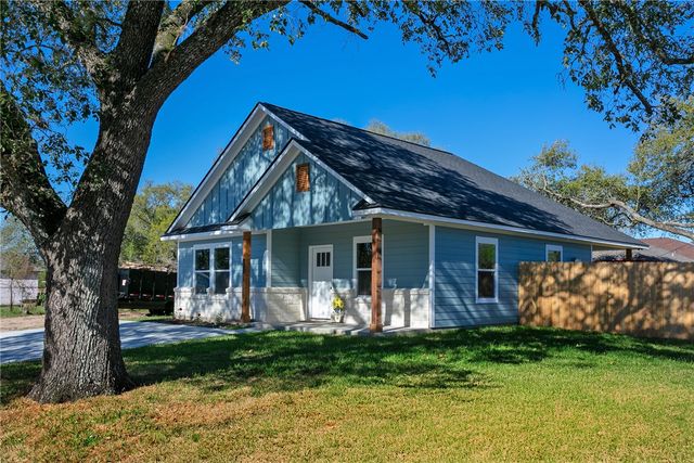 1313 Rollins Avenue, Bryan, TX 77803